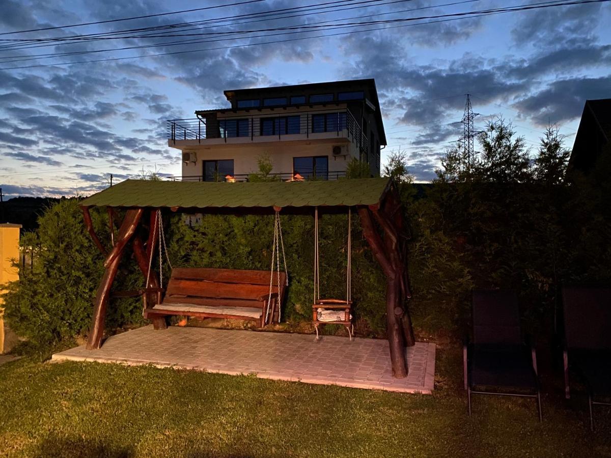Hotel Vila Eszter Sovata Exterior foto